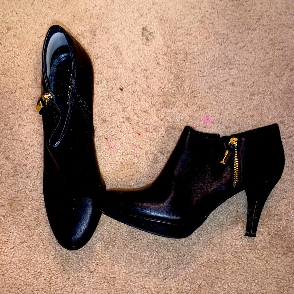 Liz Claiborne ankle boot heels